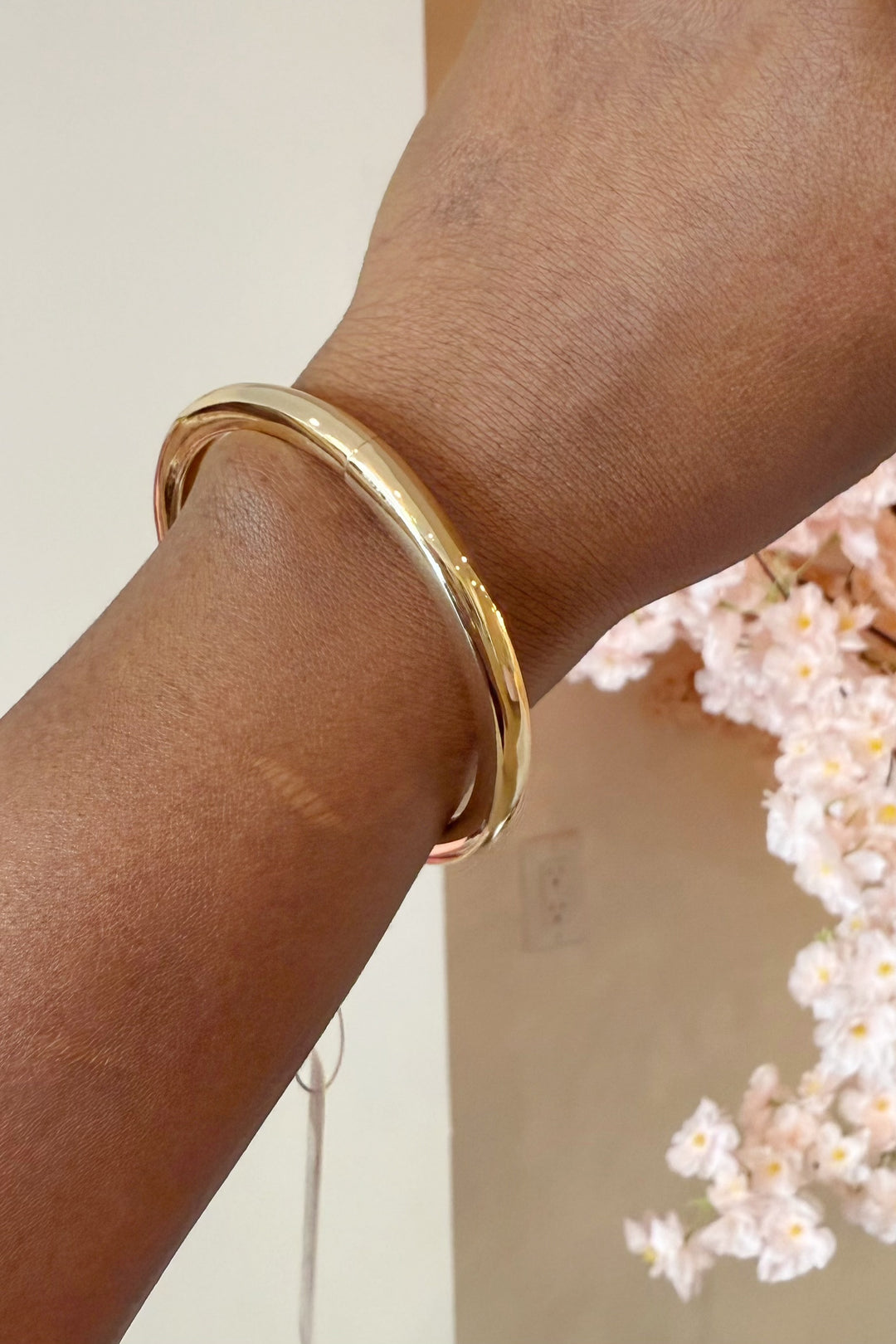 Open thin Cuff
