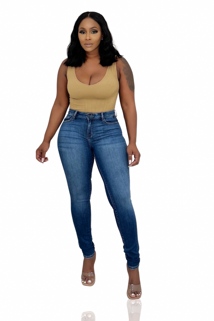 High Waisted Denim (Medium Wash)