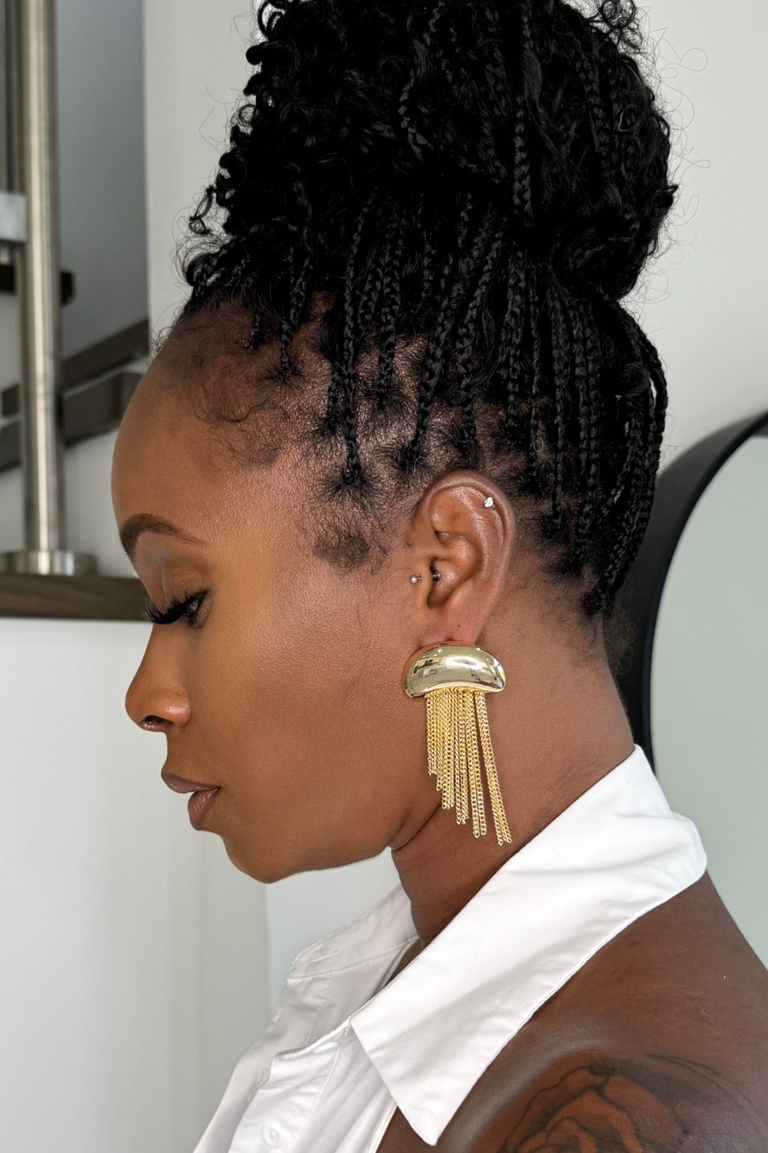 Moon Shape Fringe Earring (Gold)