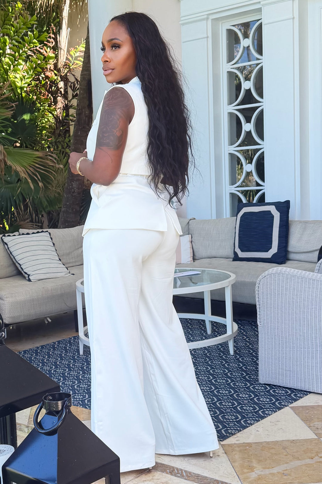 The Elegance Peplum Vest Set [White]