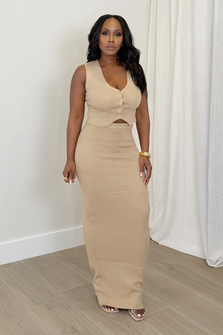 Cafe Crème Pencil Vest Set (Nude)
