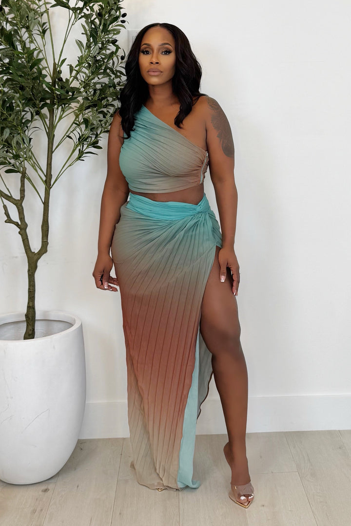 Luxe Life Ombré Pleated Skirt Set (Mint & Brown)