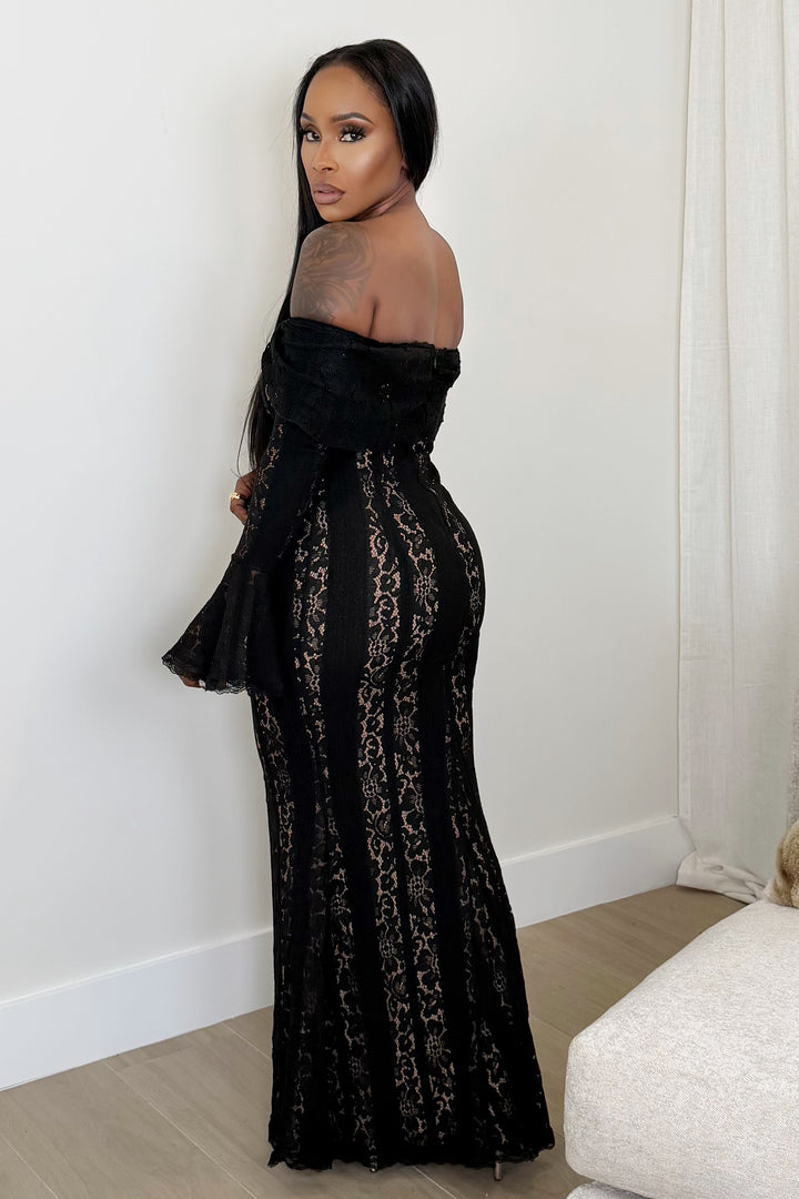 Midnight Lace Siren Gown [Black]