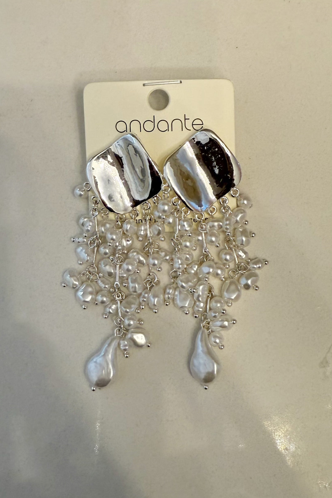 Pearl drop earrings