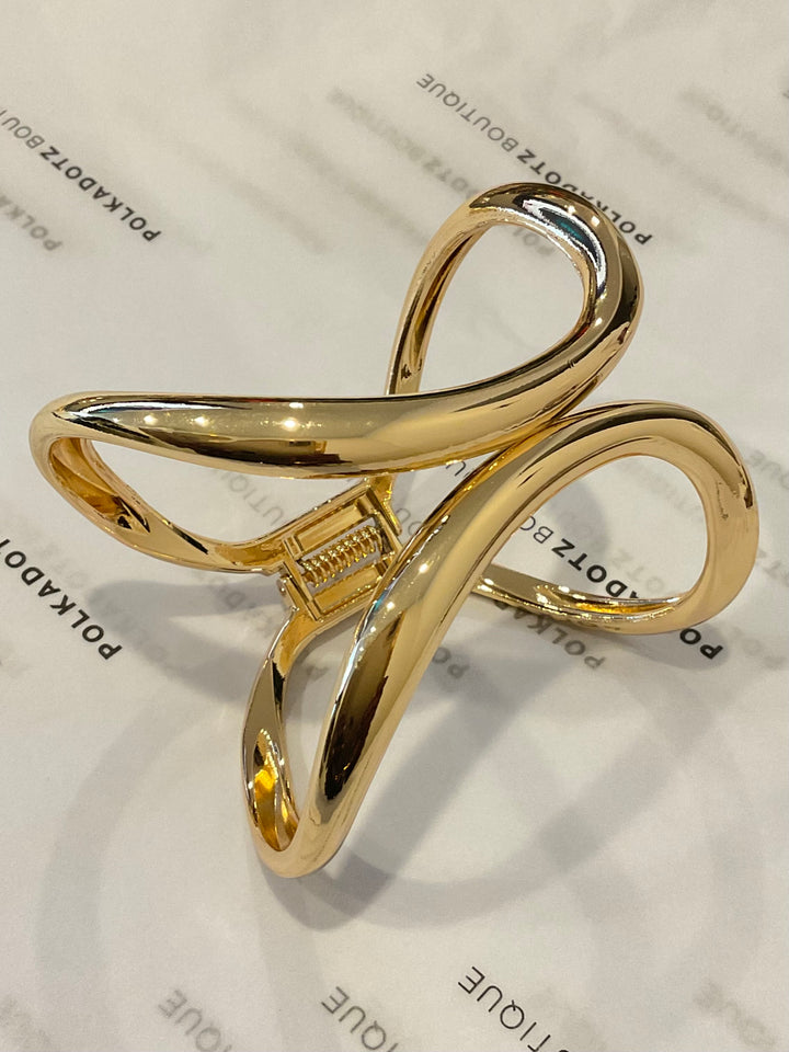 Oversized Claw Bracelet