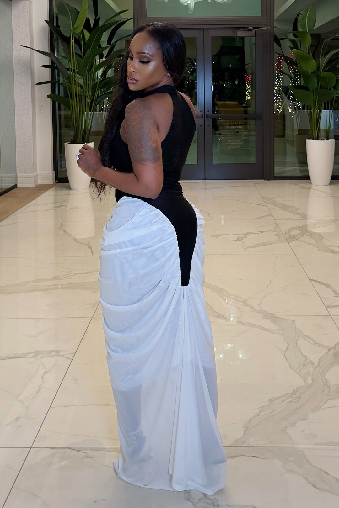 Contrast Muse Gown (Black & White)