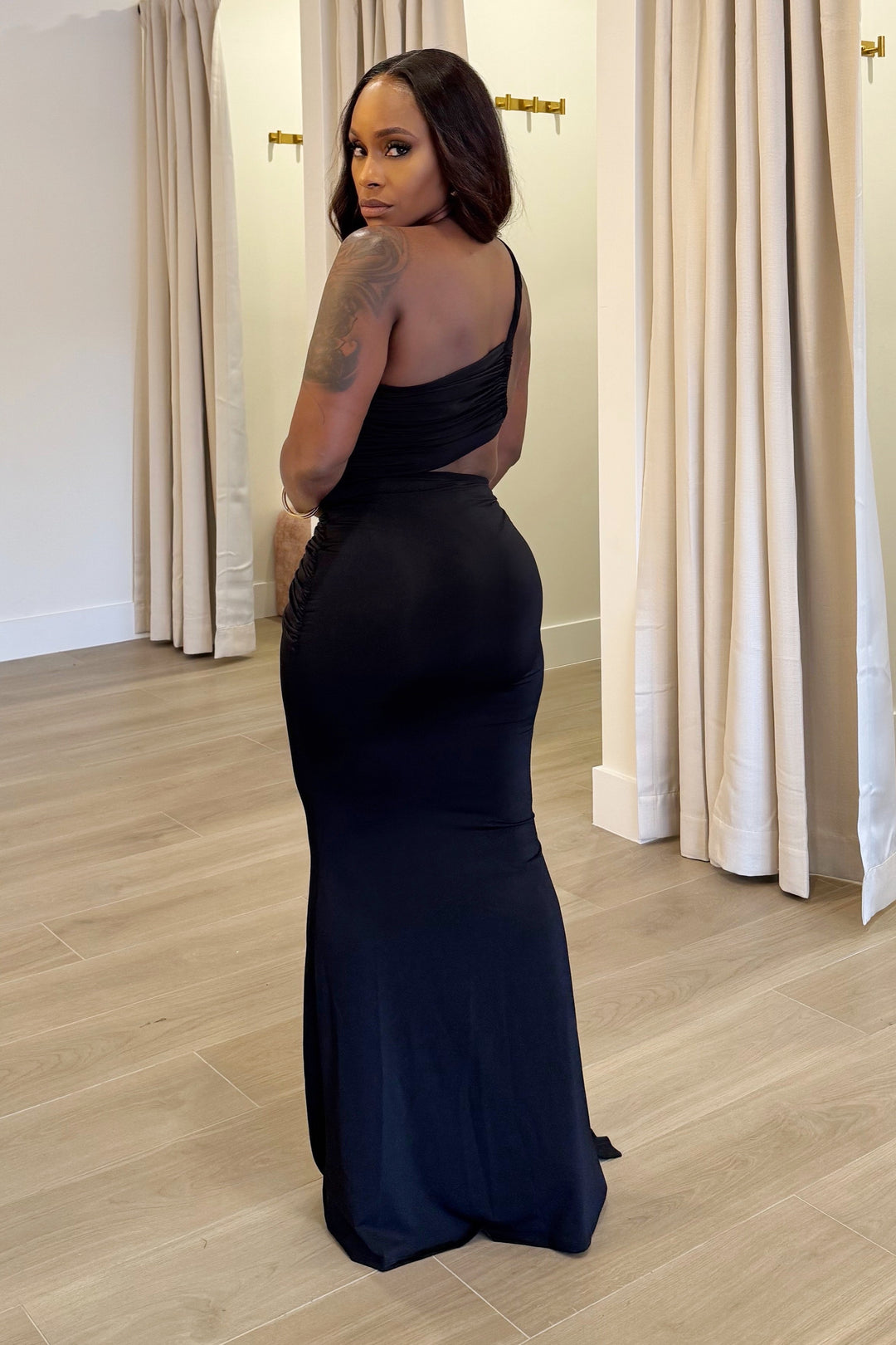 Top Tier cut out maxi Dress (Black)