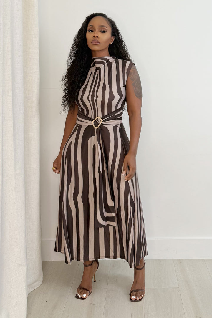 Cocoa Wave Midi Dress (Brown)