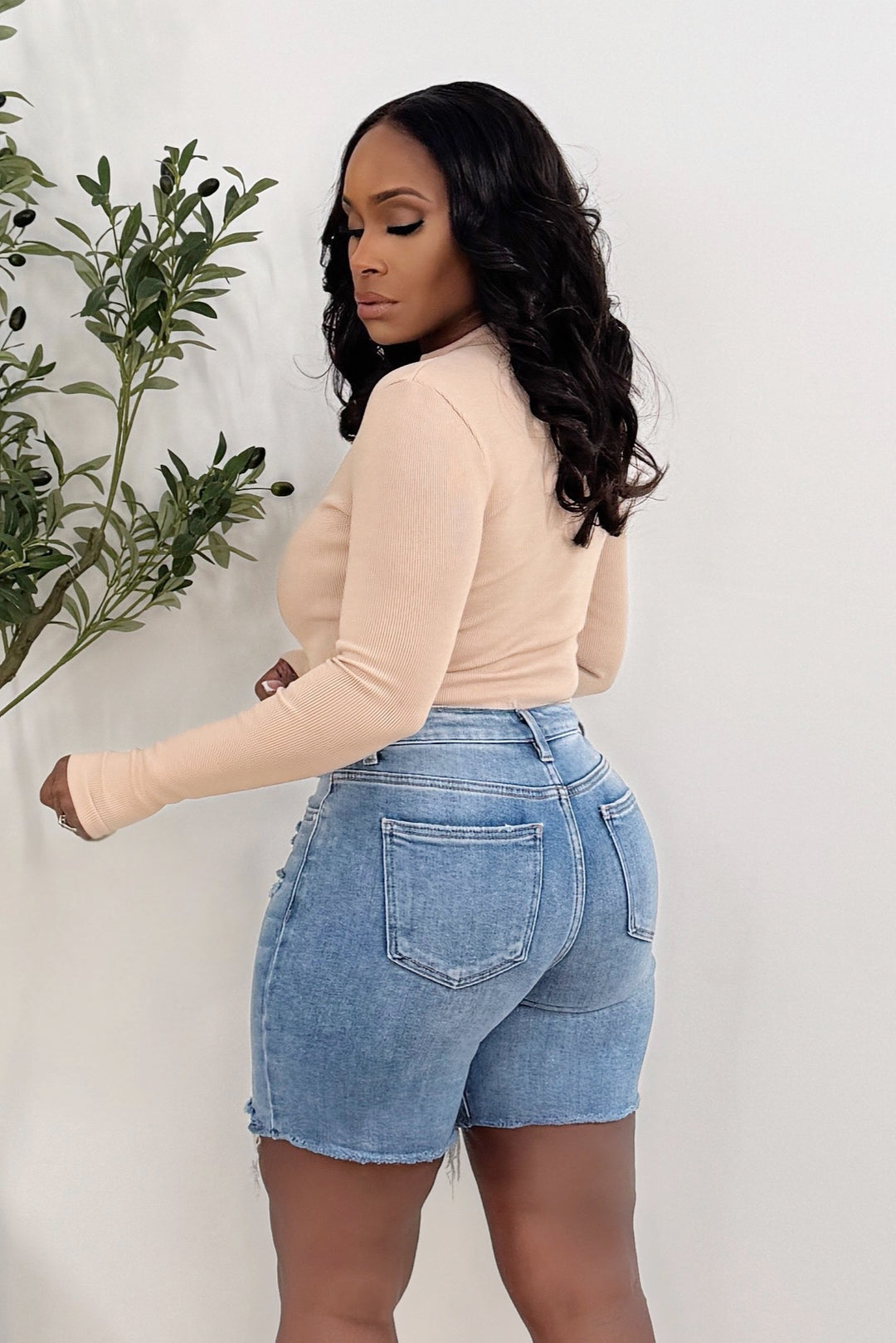 High waist Mid Thigh Denim (Medium Wash)