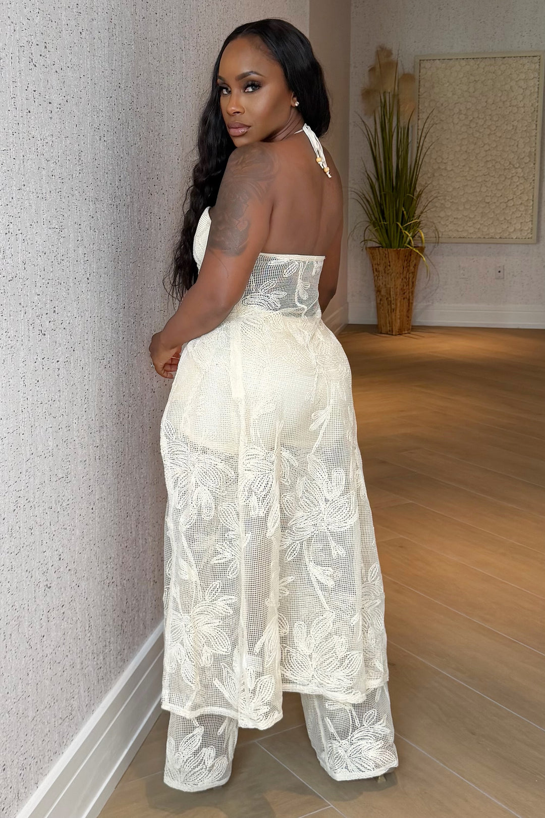 The Coast Embroidered Halter Pants Set [Ivory]