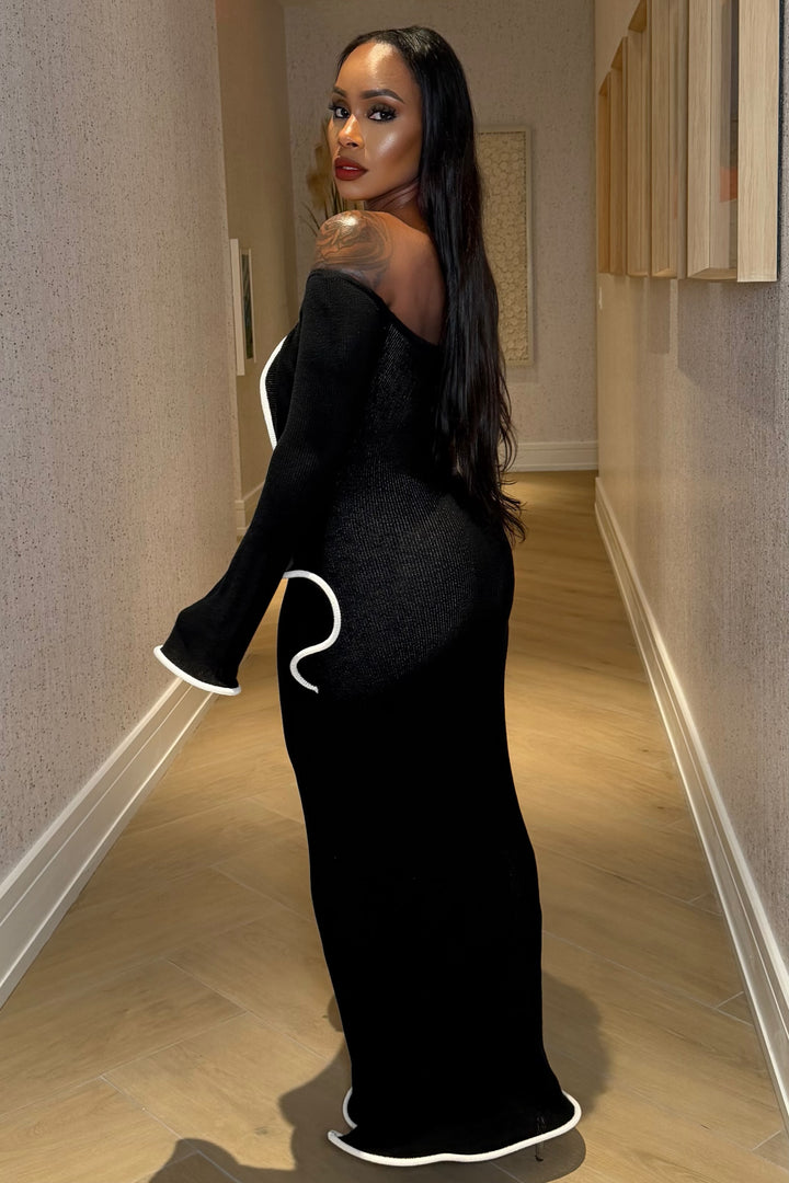 Quiet Luxe Ruffle Dress [Black]