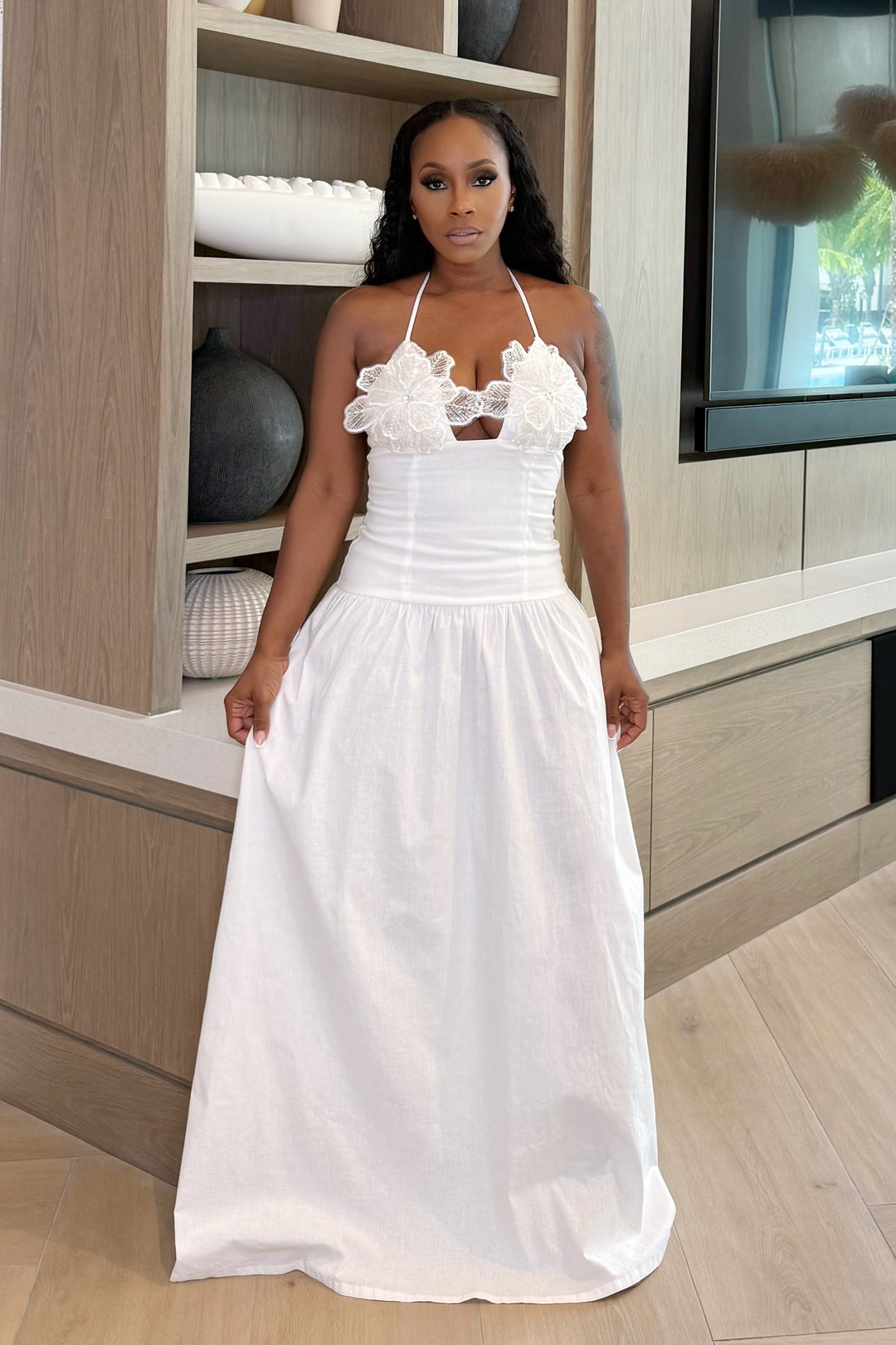Vacation Me Flower pedals Maxi Dress (white)