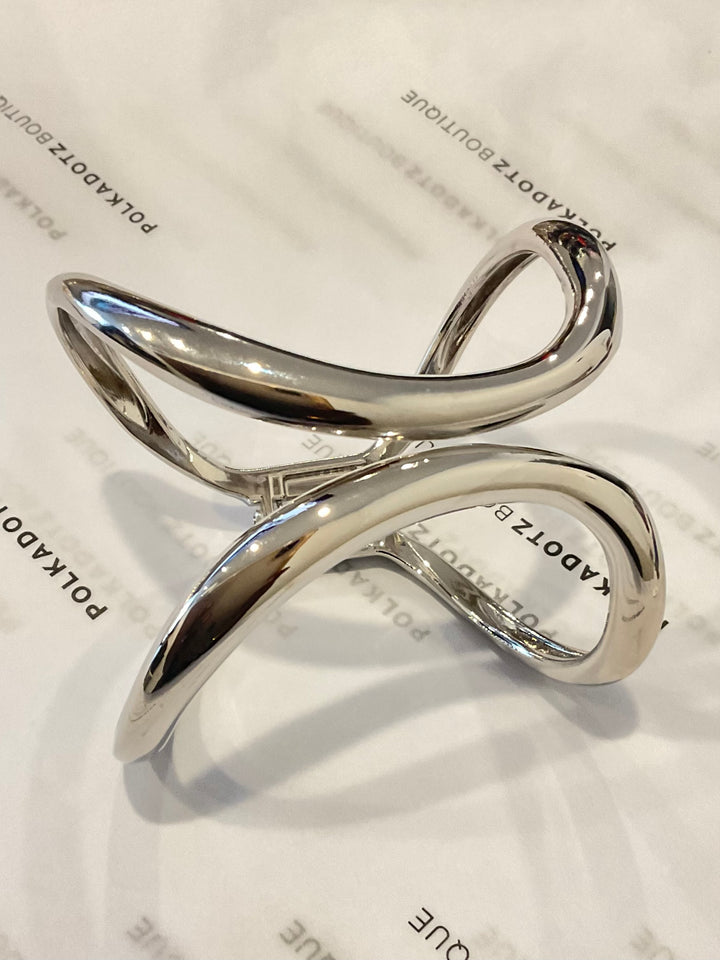 Oversized Claw Bracelet