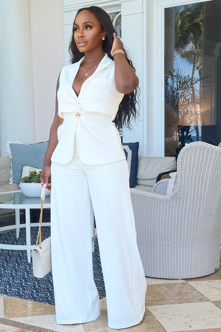 The Elegance Peplum Vest Set [White]