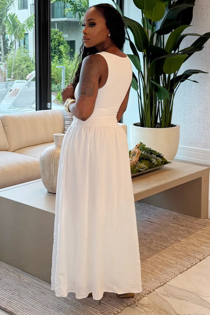 Sleeveless Drop waist maxi dress (White)