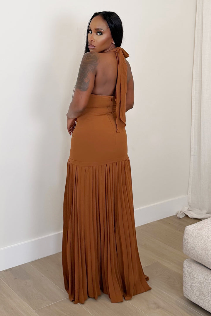 Sienna Grace Halter Maxi Dress [Cinnamon]
