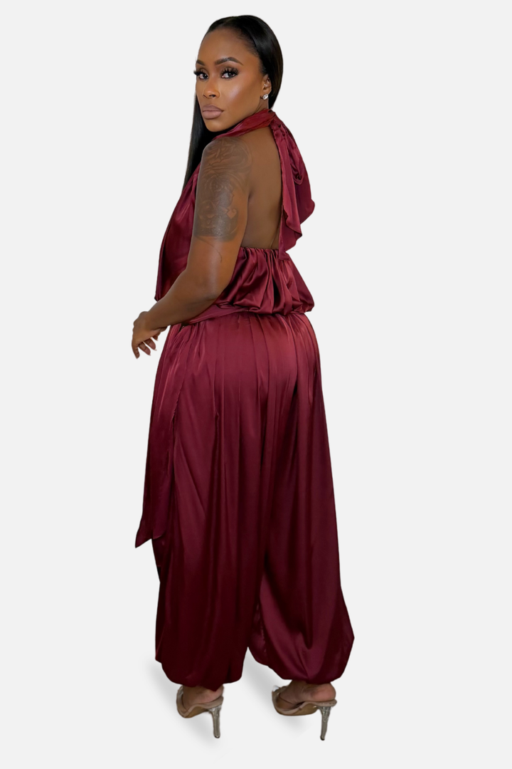 The Bordeaux Satin Halter Pants Set [Wine]