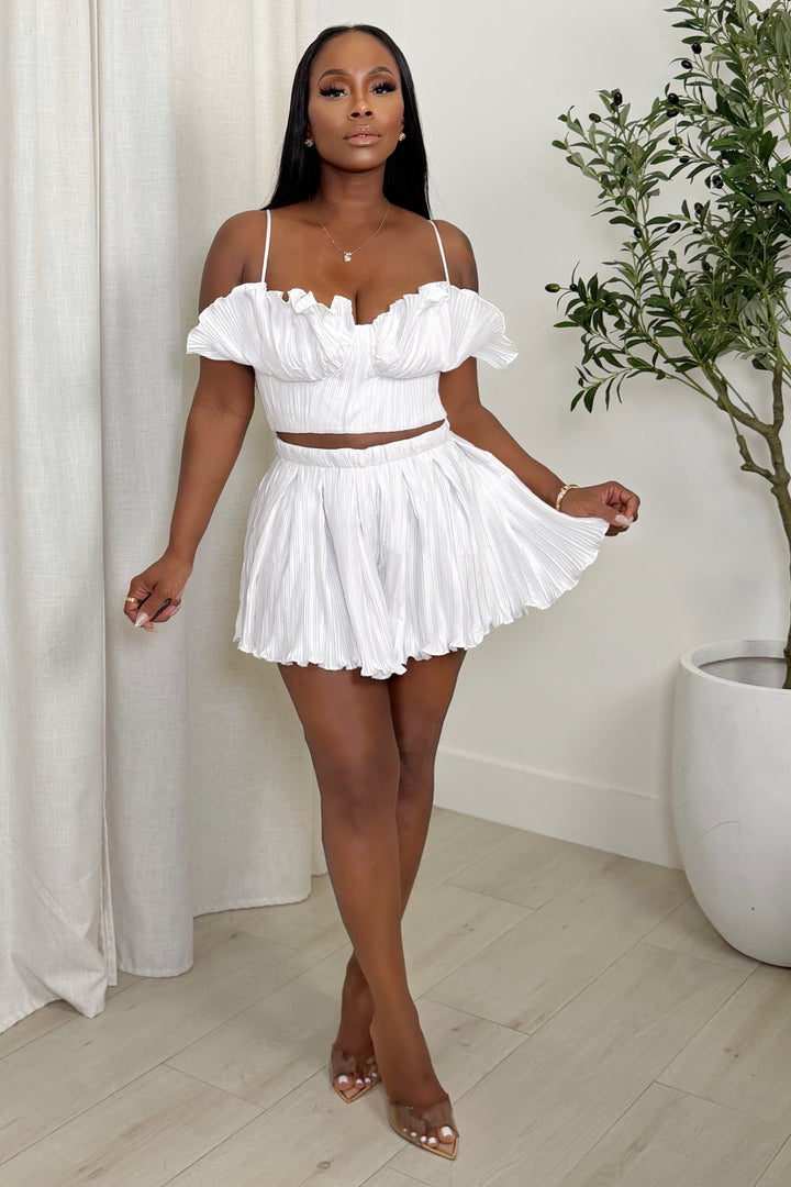 Angel Pleats Two-Piece Set [Ivory]