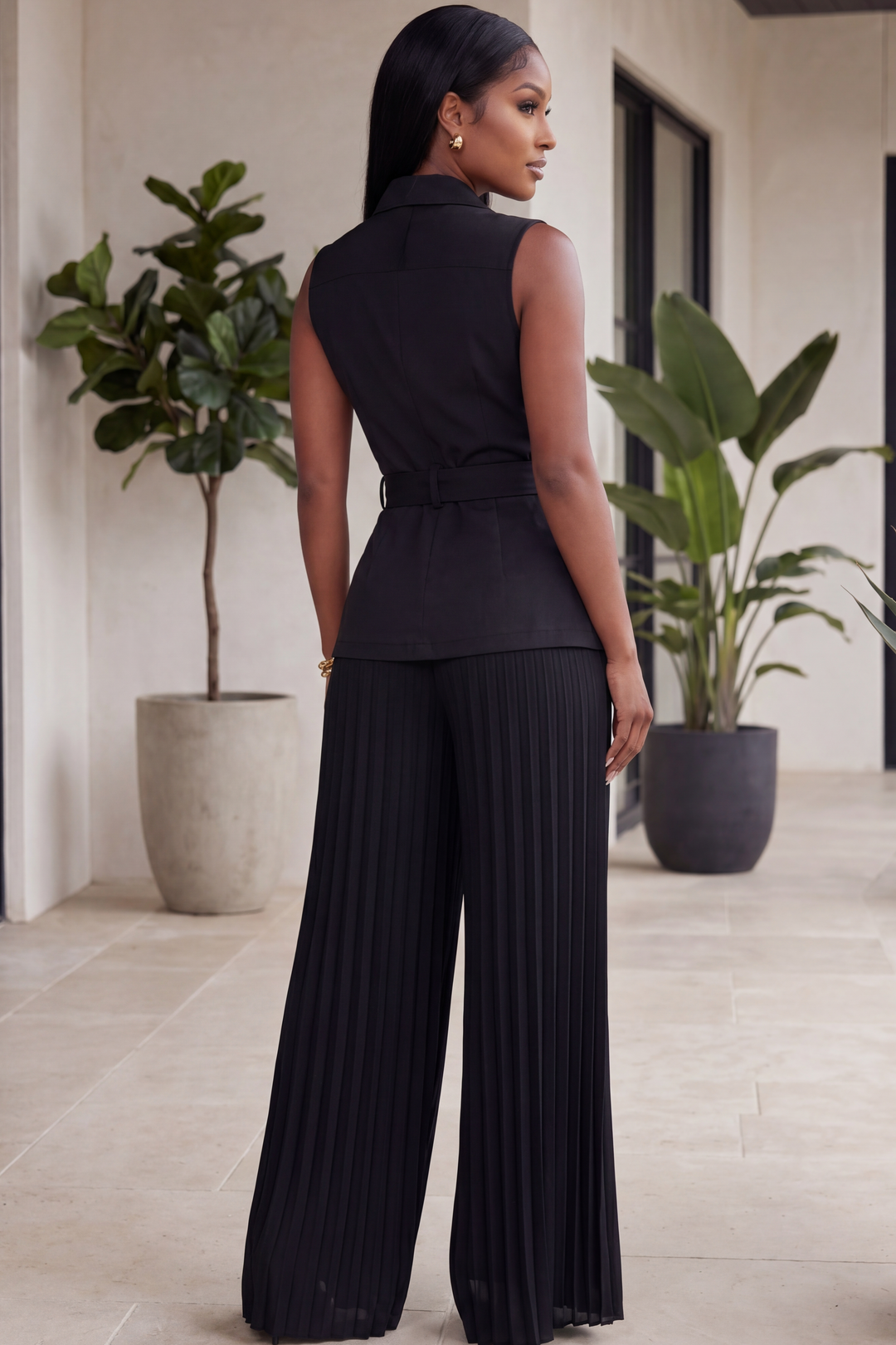 The Noir Valetta Pleated Pants Set [Black]