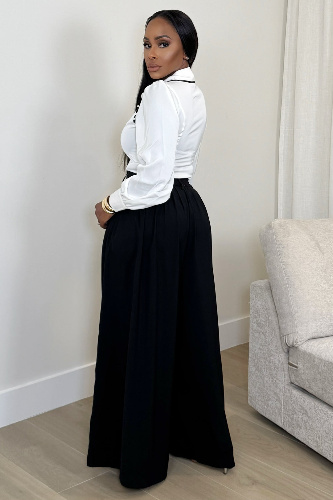 Power Flow High-Waist Pleated Pants [Black]