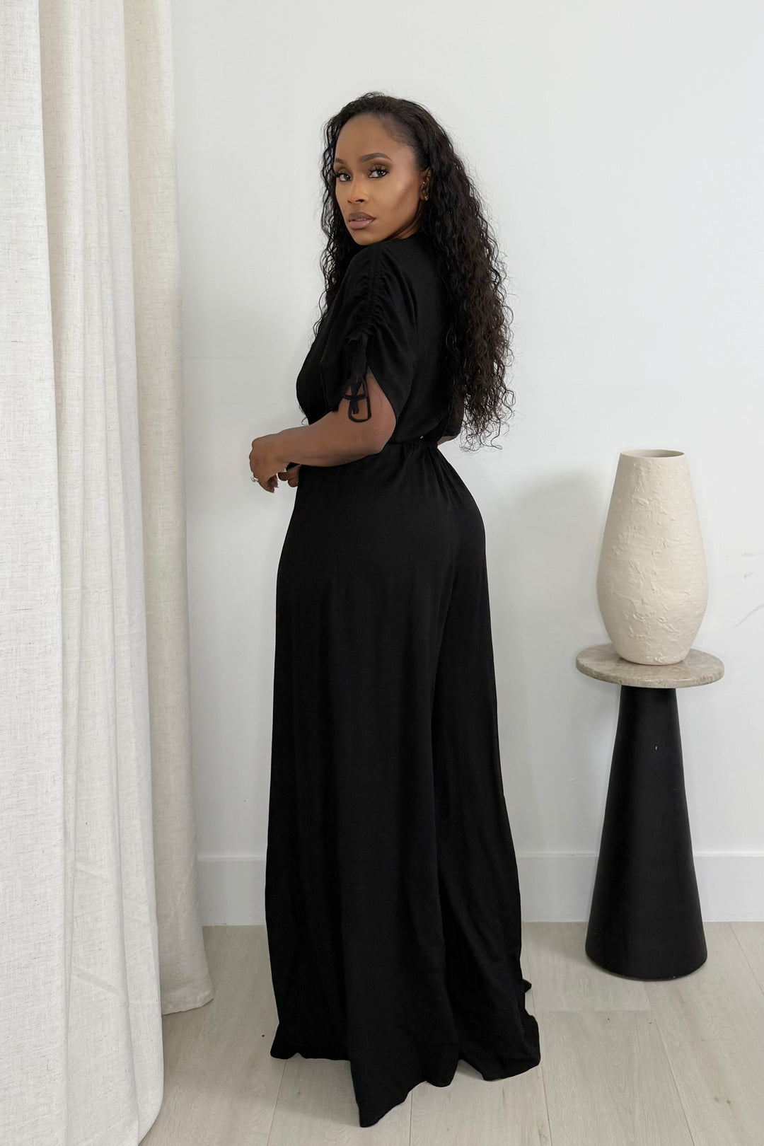 Keep it cool Keyhole Jumpsuit(Black)