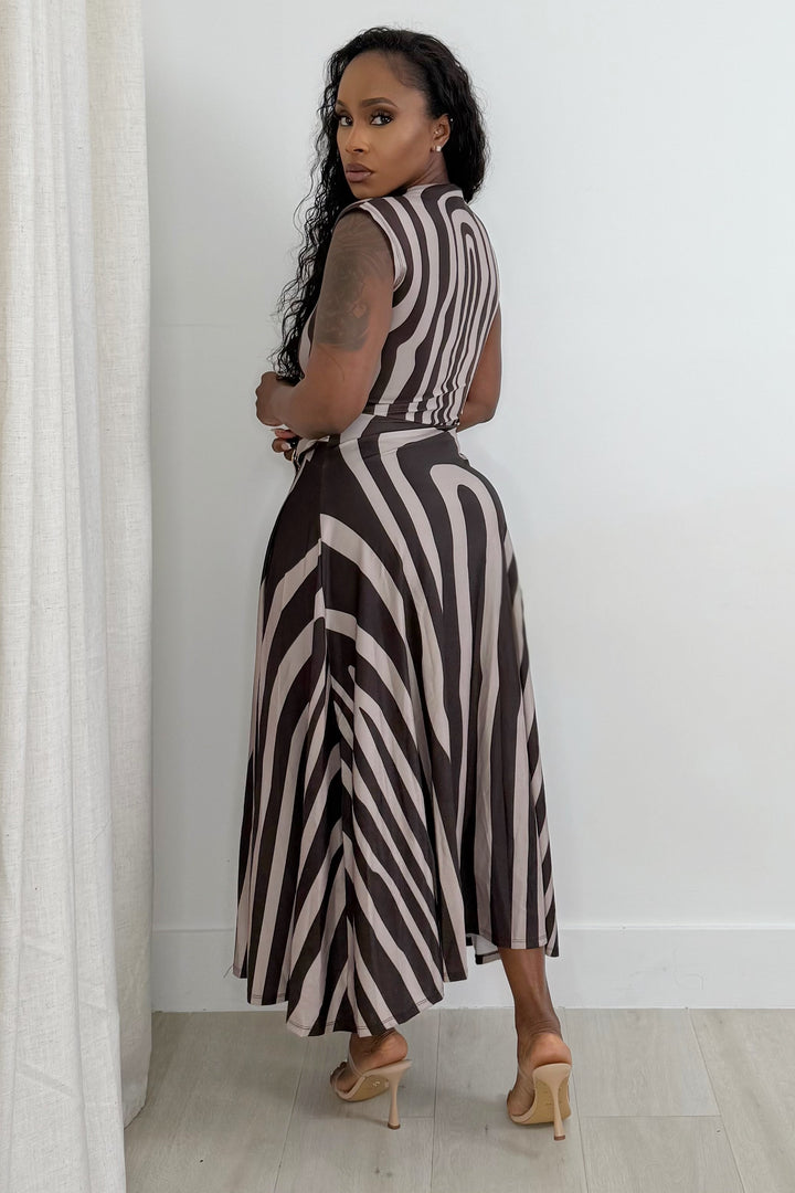 Cocoa Wave Midi Dress (Brown)