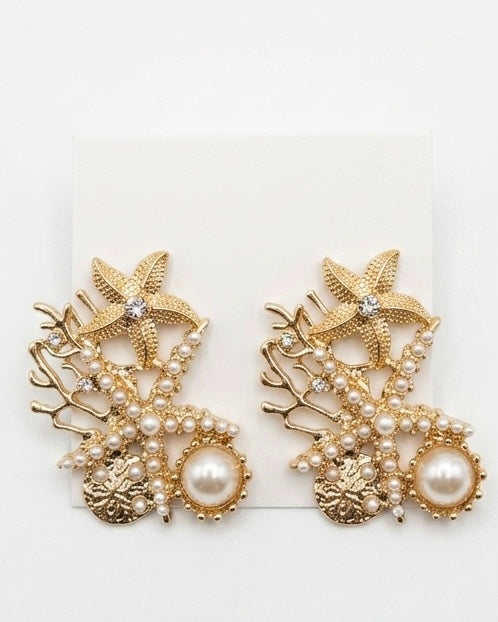 Ocean Treasure Pearl Cluster Studs