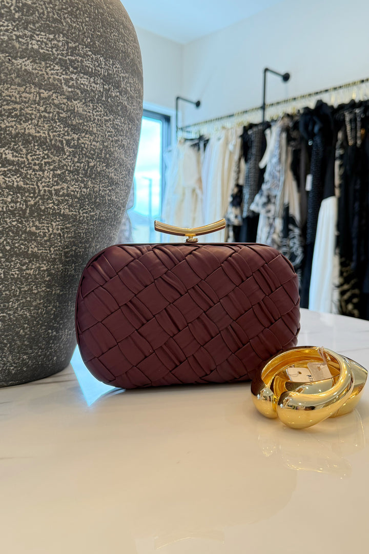 Rya weave open clutch
