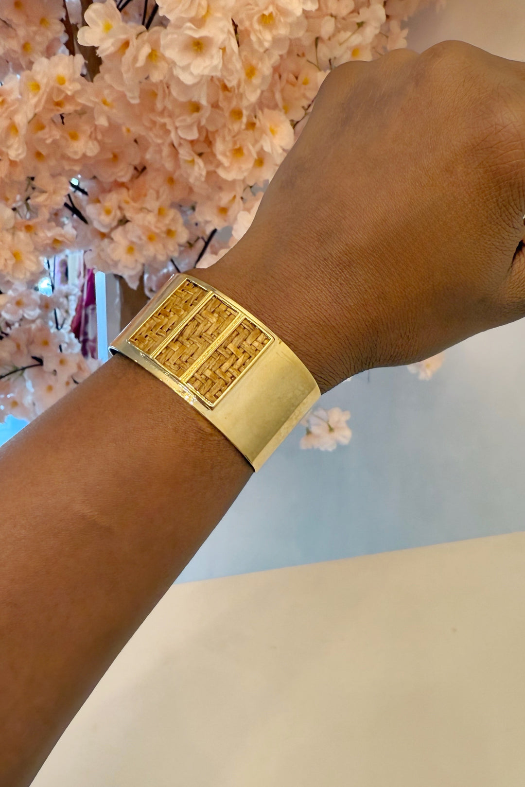 Natural & Gold cuff bangle