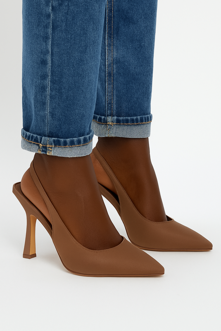 The Luxe Slingback heel (Taupe)