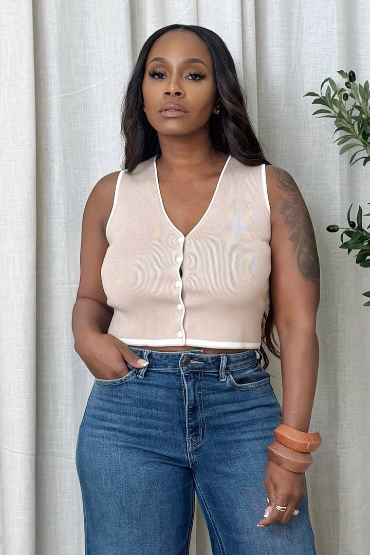Ribbed Crop Button Up Vest (Nude)