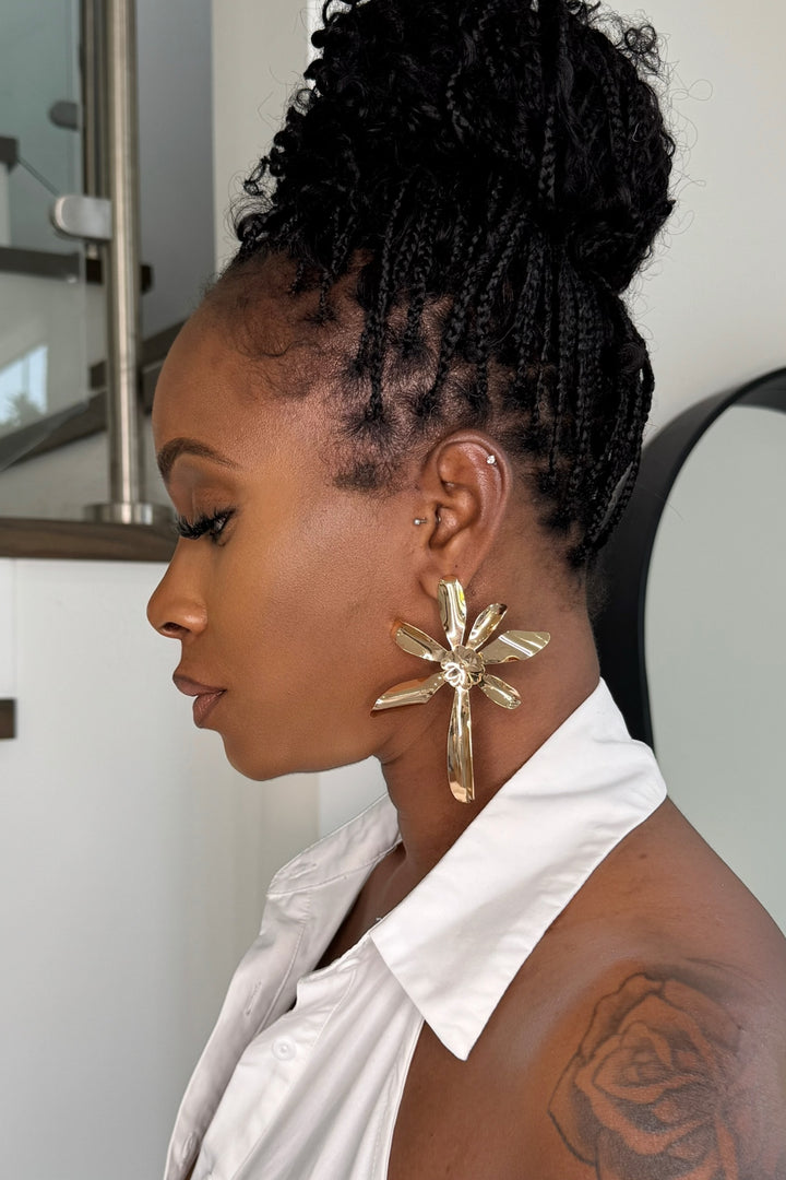 Petal Drop Earring (Gold)