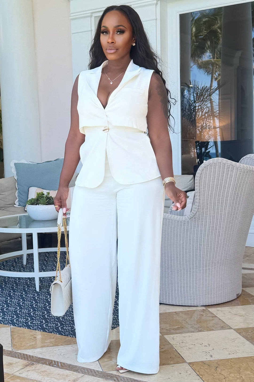 The Elegance Peplum Vest Set [White]