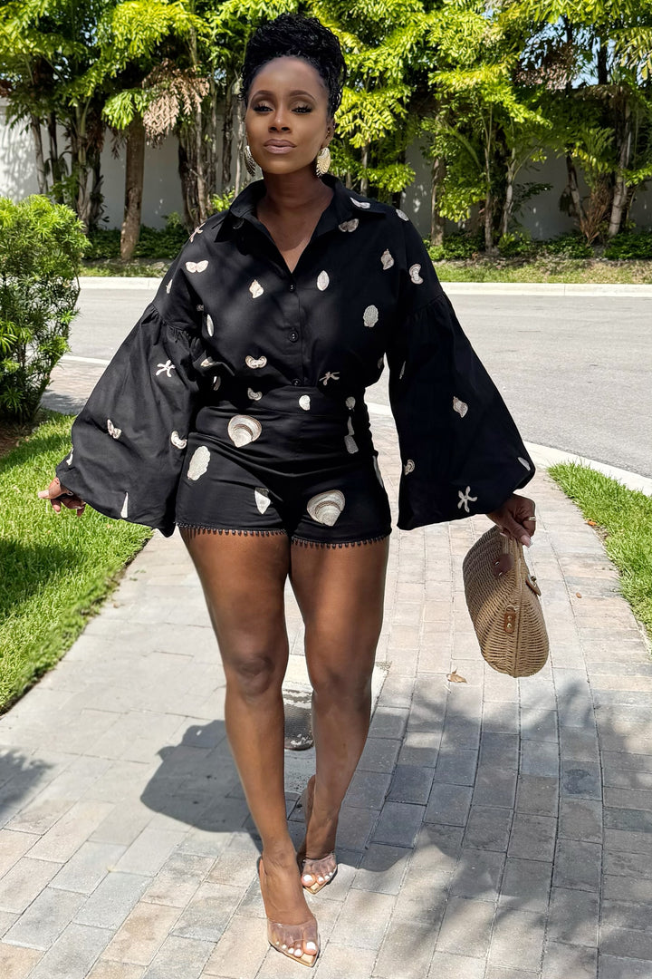 Meet At The pool side shell print short Set (Black)