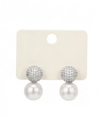 Monroe Pearl Earrings