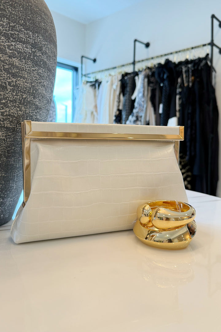 Drea Open clutch handbag
