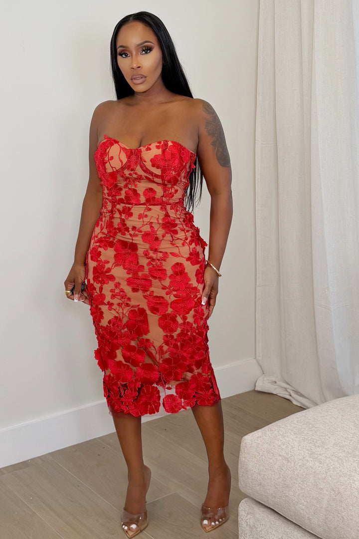 Scarlet Desire Lace Midi [Red]