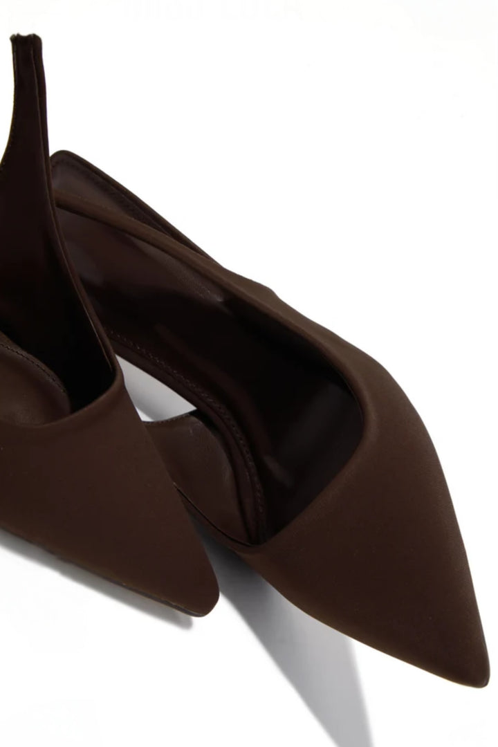 The Luxe Slingback heel (Brown)
