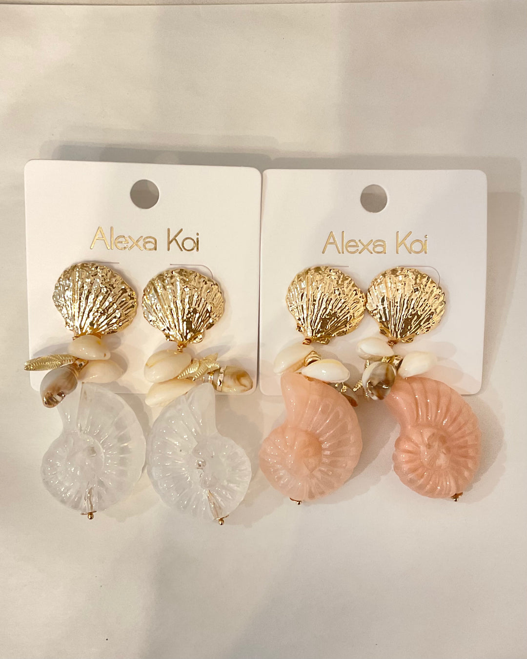 Seashell gold drop earrings