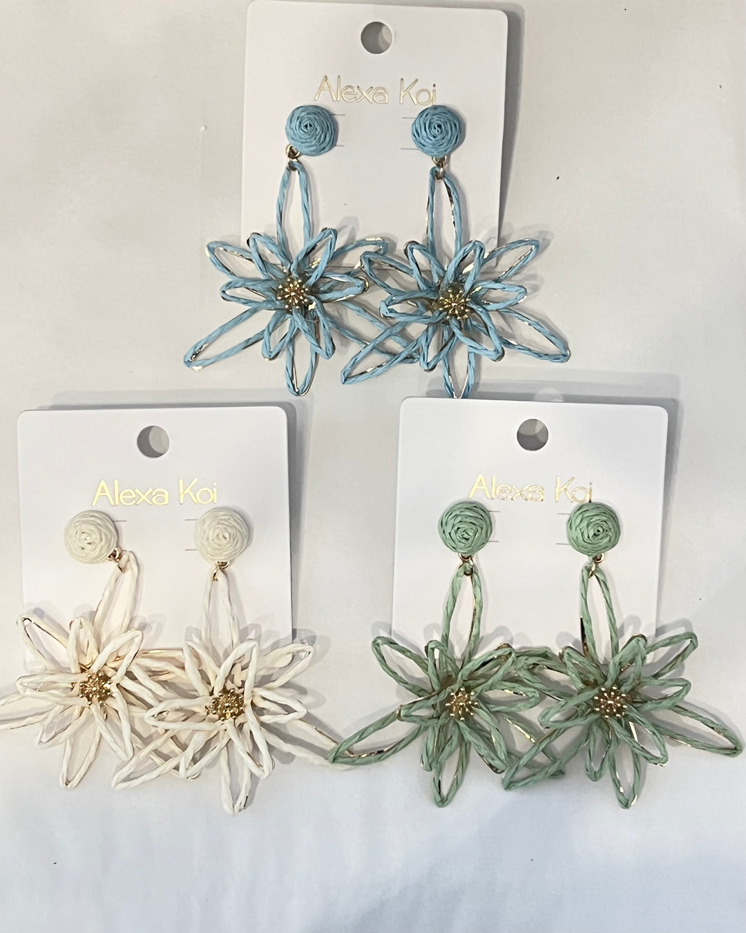 Raffia flower drop earrings