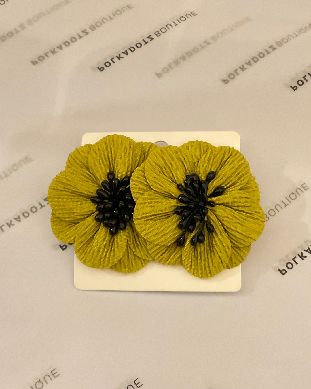 ￼Fabric Flower Statement Stud