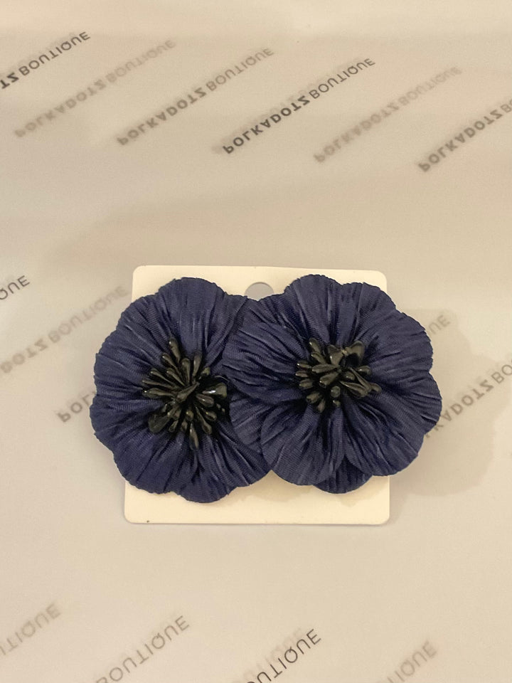 ￼Fabric Flower Statement Stud