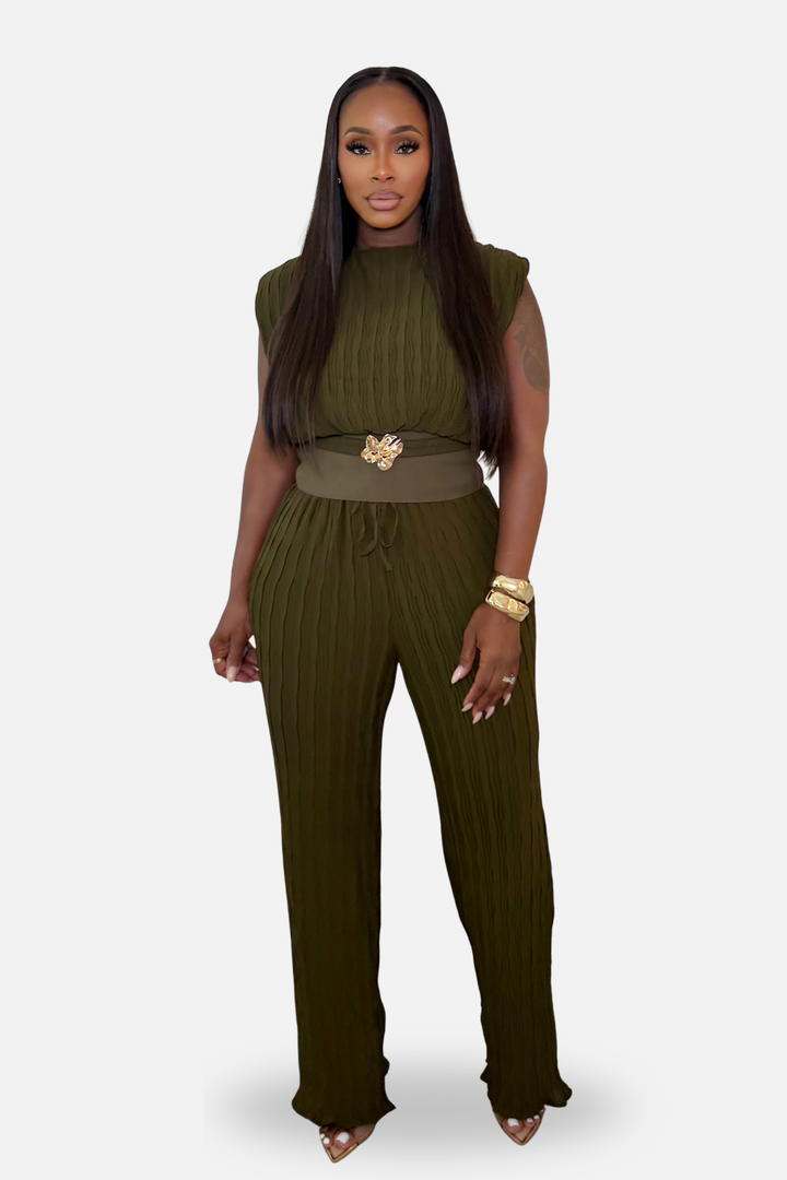 The Olive Plissé Belted Pants Set [Olive]