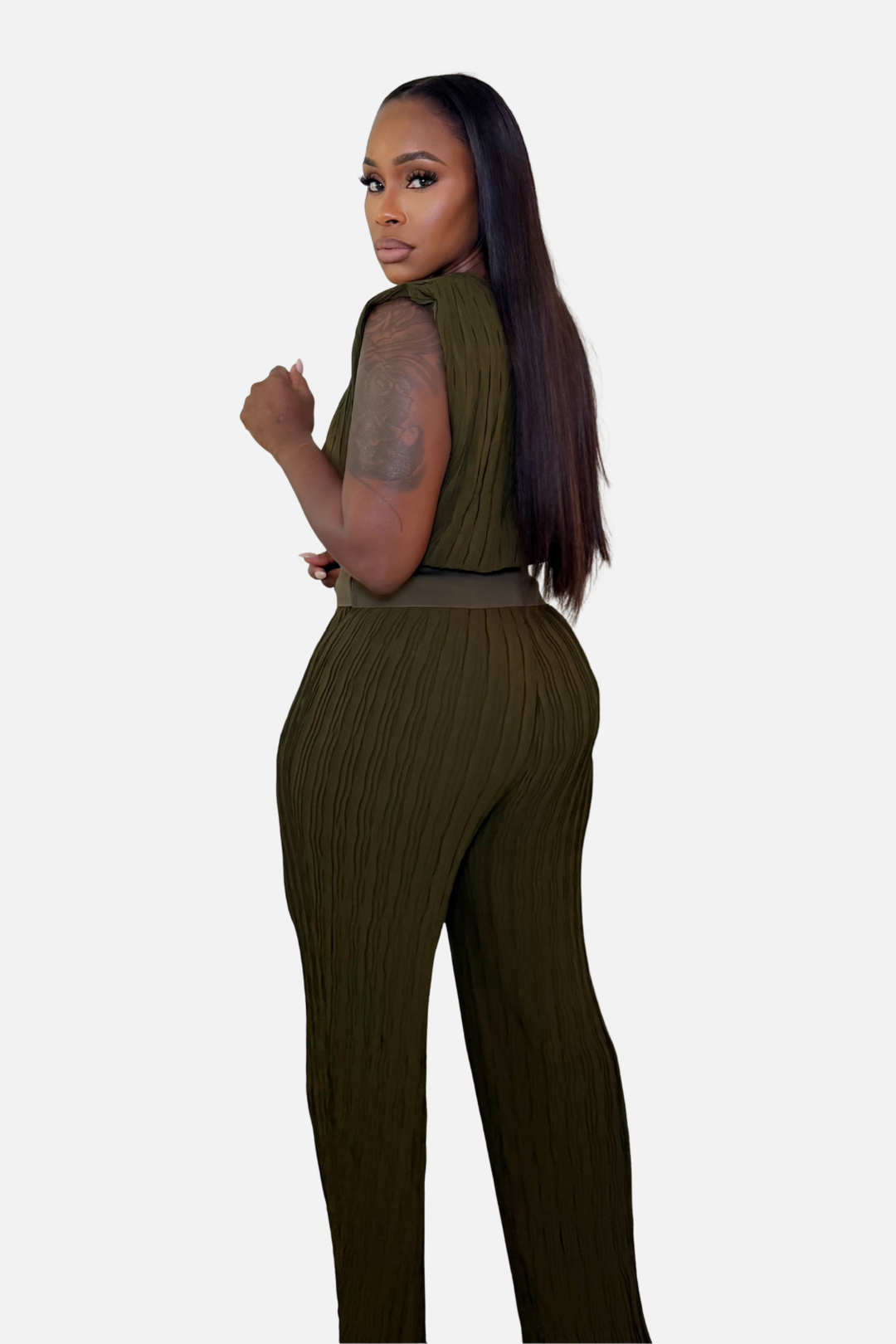 The Olive Plissé Belted Pants Set [Olive]