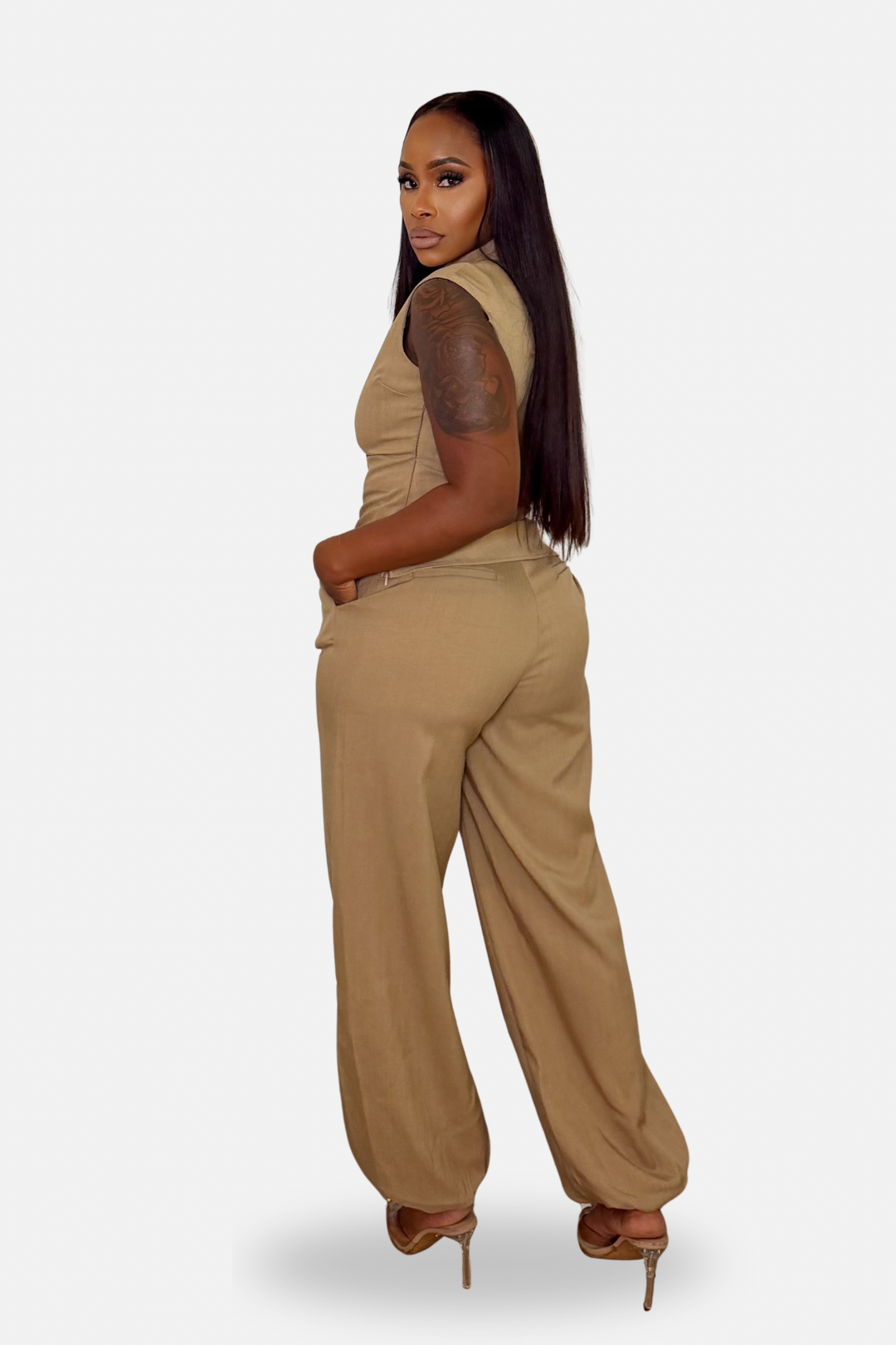 The High Neck Sleeveless Balloon Pants Set [Khaki]