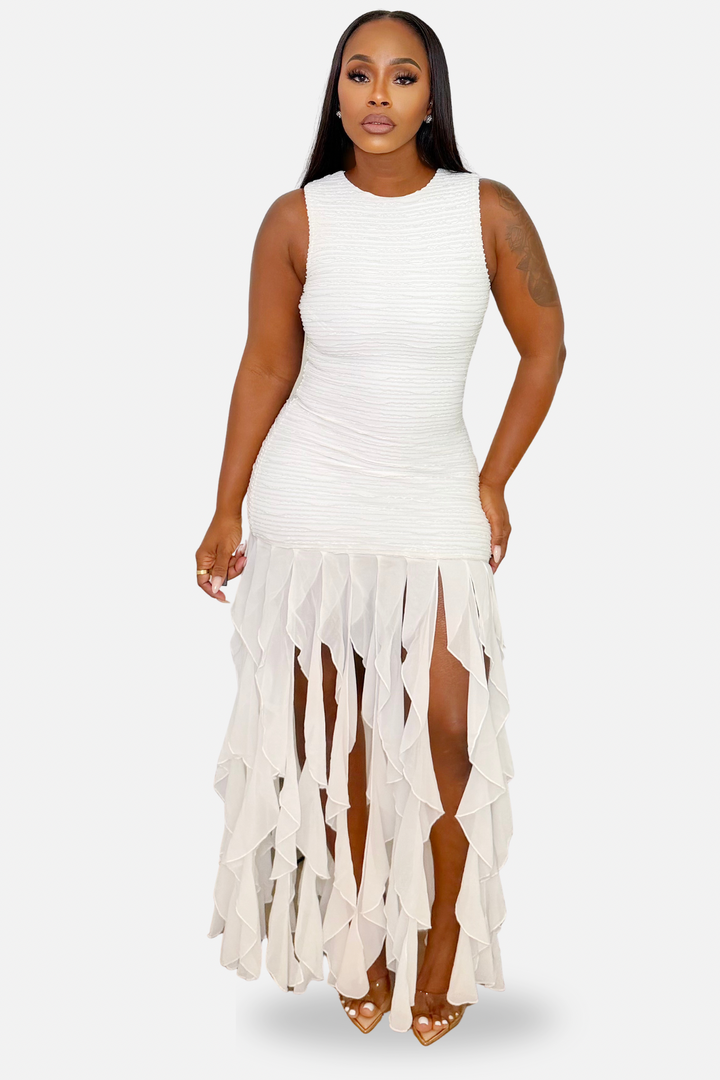 The Textured Ruffle Fringe Dress [White]