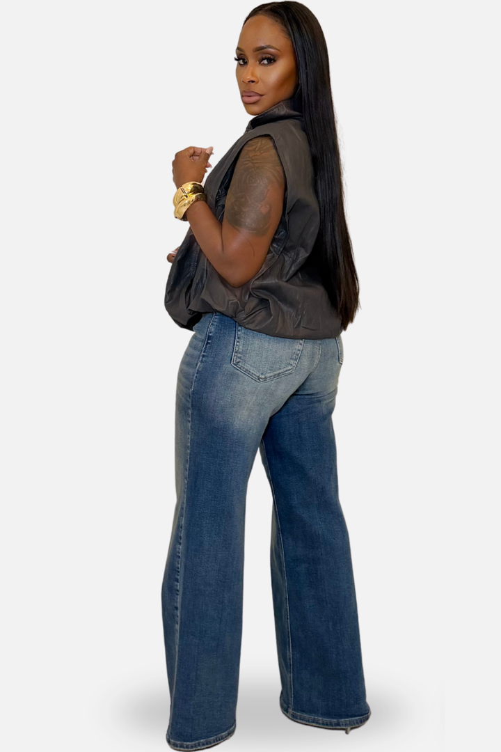 City Edge Zip-Up Vest [Charcoal]