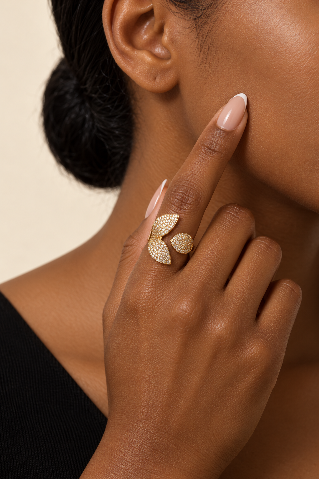 Golden Kiss Ring