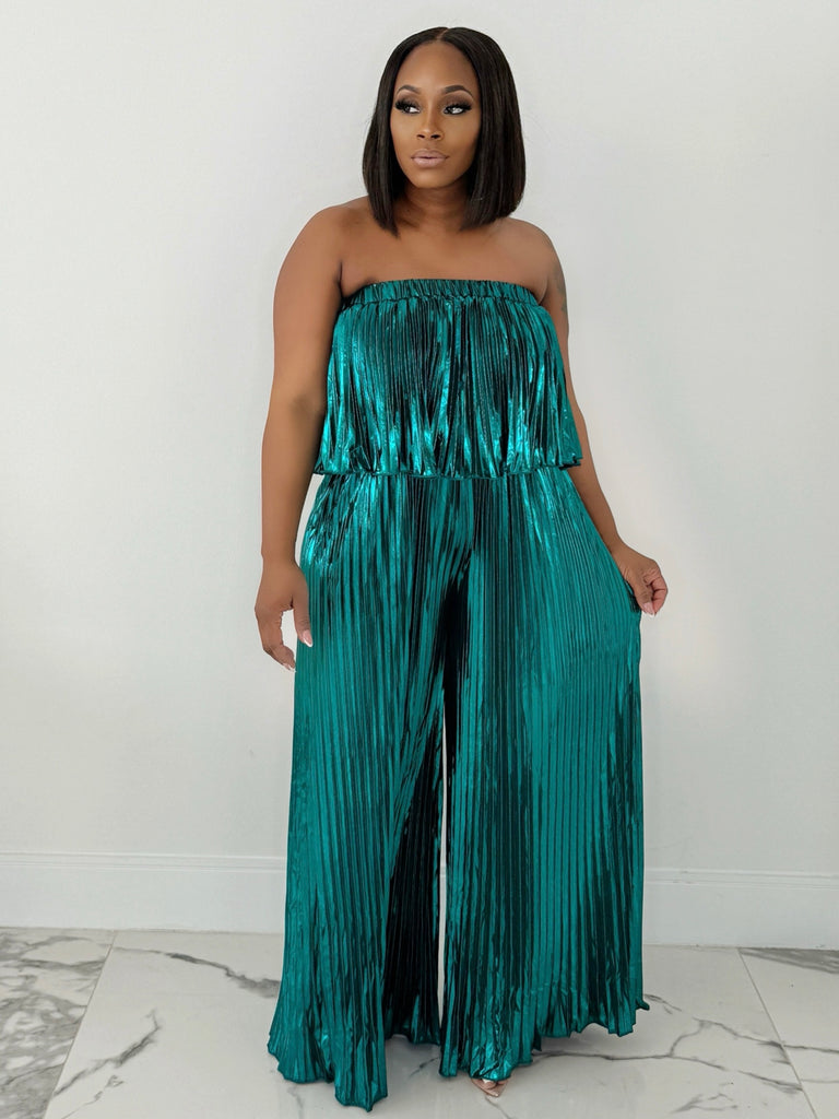 Center Of Attention Pleated Maxi Jumpsuit (Black/Gold)