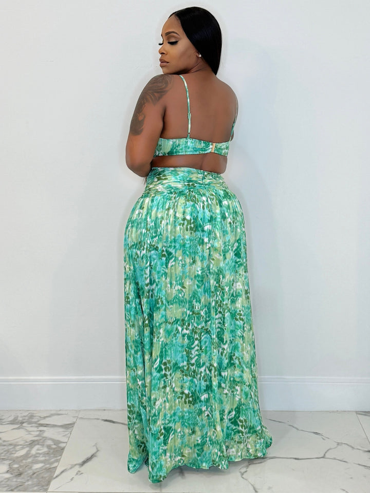 Chasing Waters Cut Out Maxi (Green)